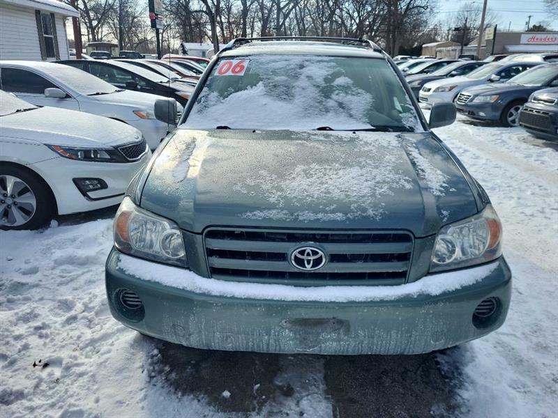 Toyota Highlander Limited V6 2WD 2006