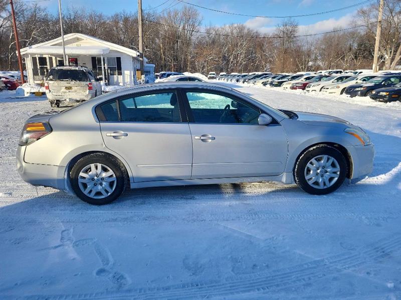 Nissan Altima 2.5 S 2011