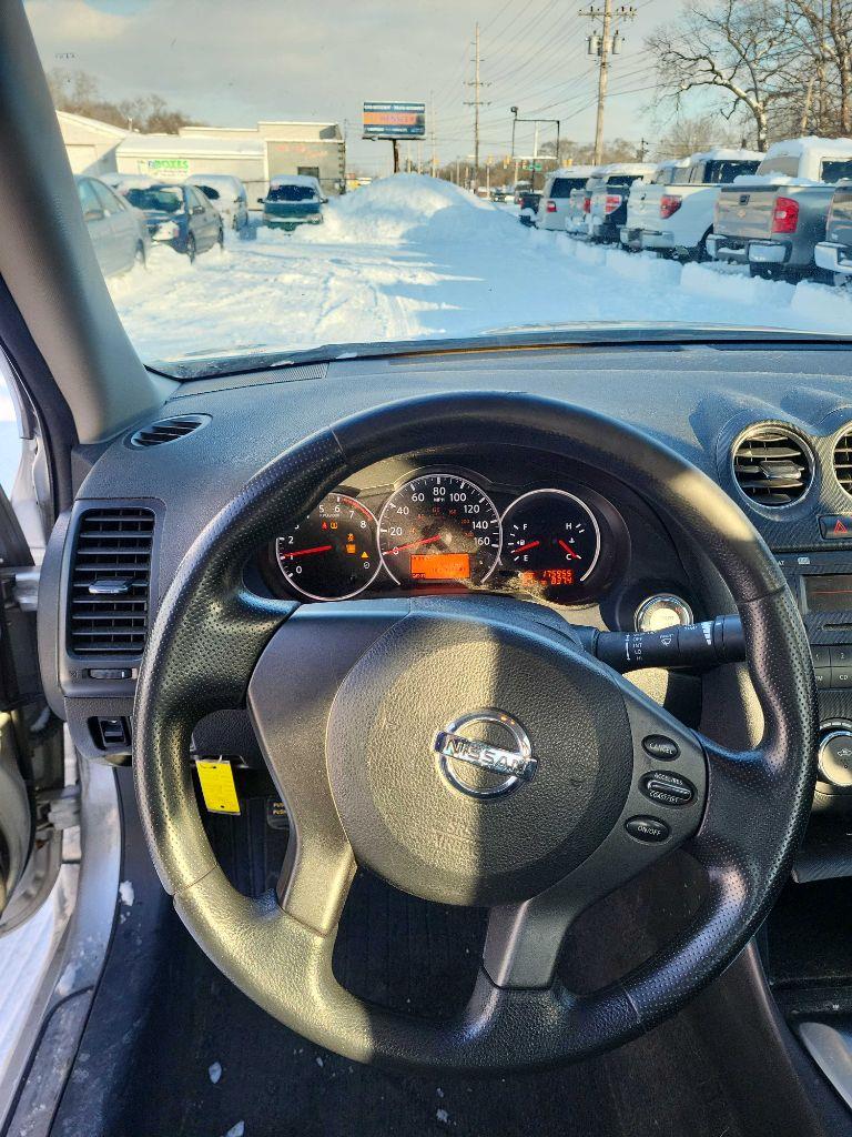 Nissan Altima 2.5 S 2011