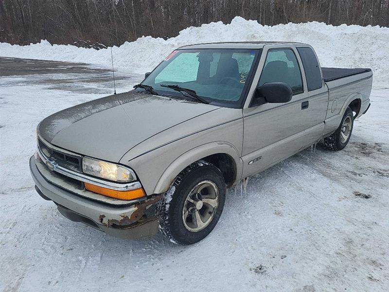 Chevrolet S10 Pickup LS Ext. Cab 2WD 2000