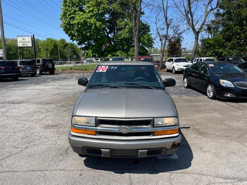 Chevrolet S10 Pickup LS Ext. Cab 2WD 2000