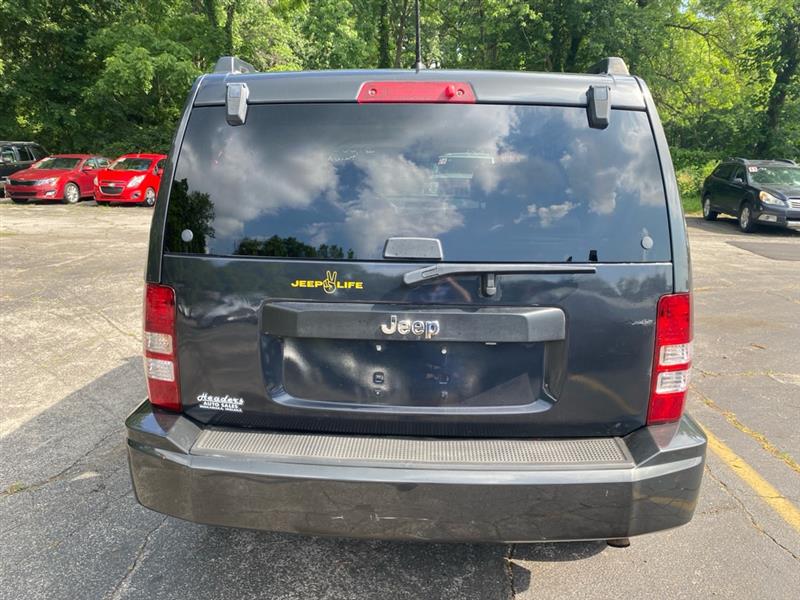 Jeep Liberty Sport 4WD 2010