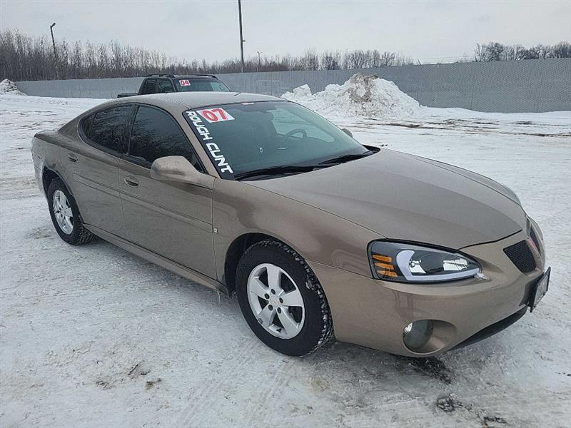 Pontiac Grand Prix Sedan 2007