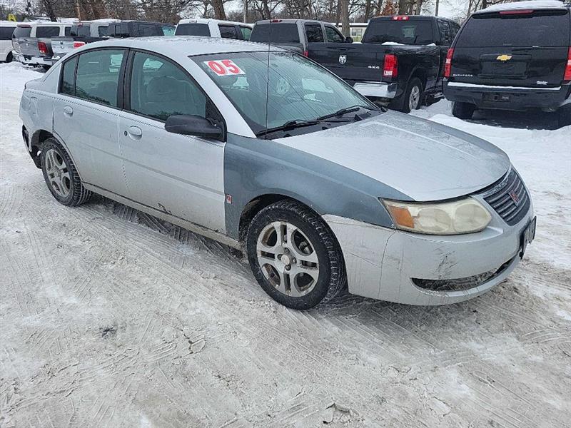 Saturn ION Sedan 3 2005
