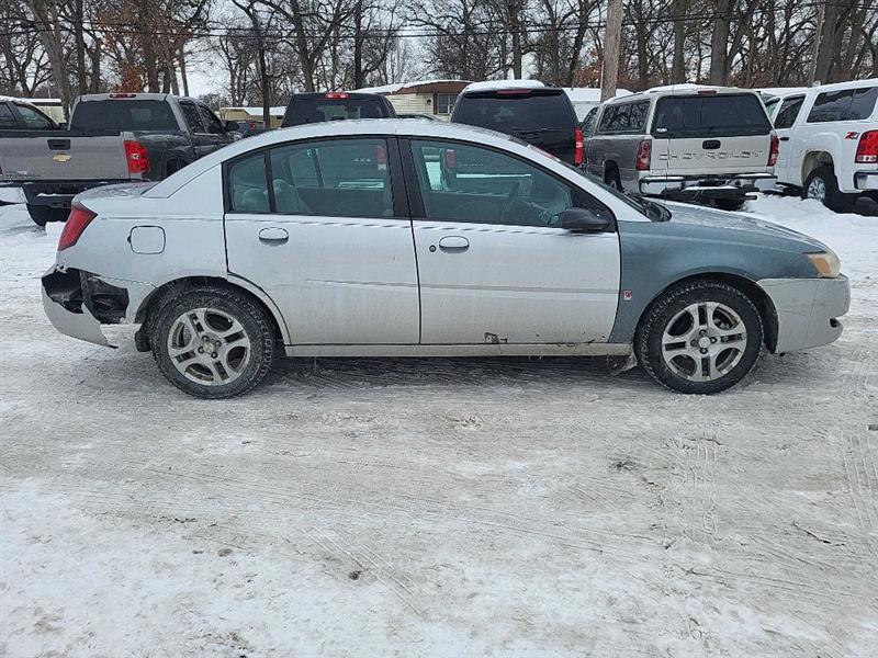 Saturn ION Sedan 3 2005