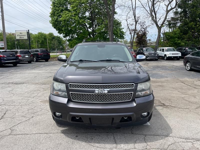Chevrolet Suburban LTZ 1500 4WD 2011