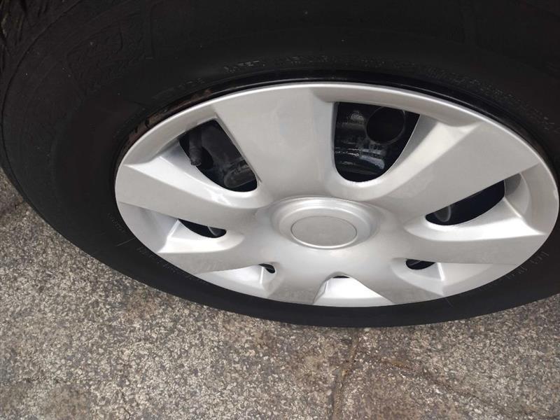 Toyota Camry LE 2004