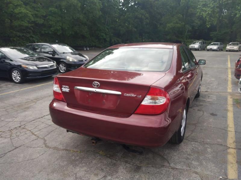 Toyota Camry LE 2004