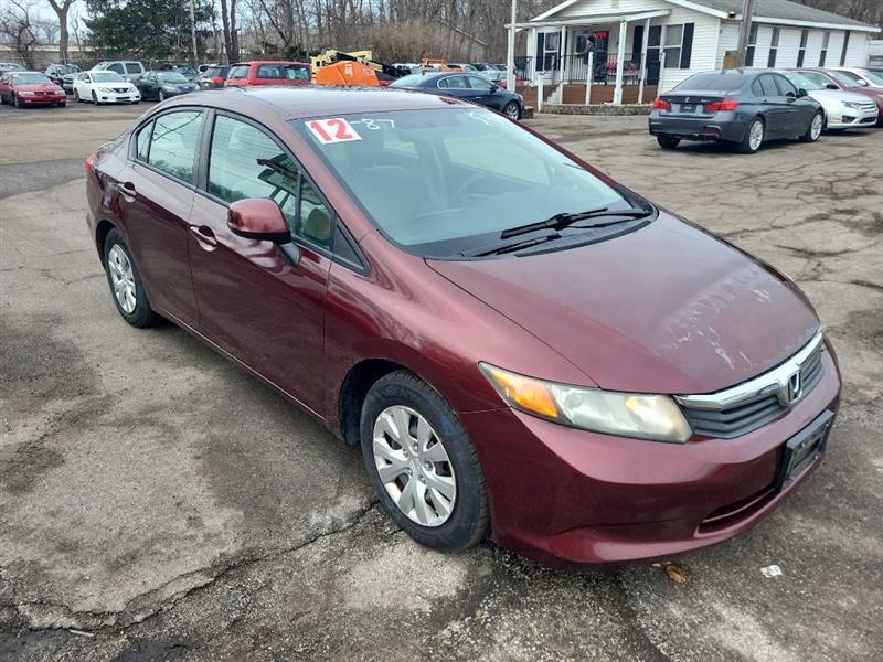 Honda Civic LX Sedan 5-Speed AT 2012