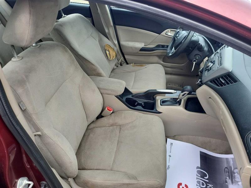 Honda Civic LX Sedan 5-Speed AT 2012