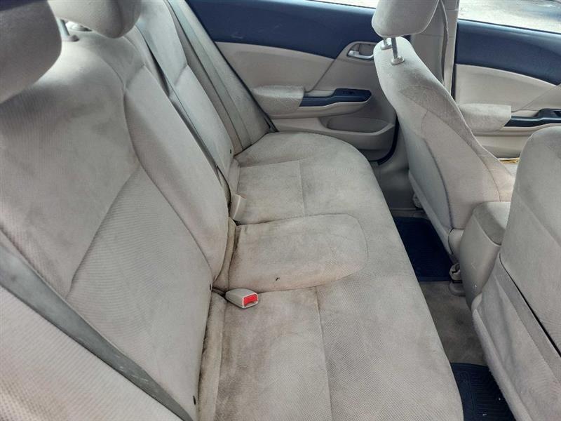 Honda Civic LX Sedan 5-Speed AT 2012