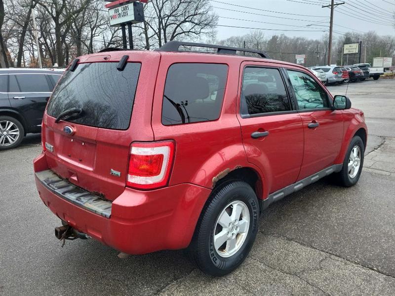 Ford Escape XLT FWD 2011
