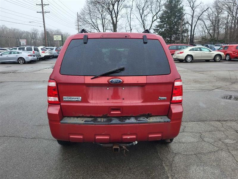 Ford Escape XLT FWD 2011
