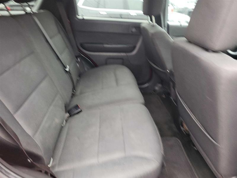 Ford Escape XLT FWD 2011
