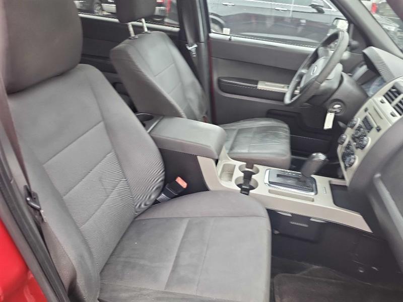 Ford Escape XLT FWD 2011