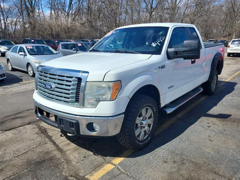 Ford F-150 XL SuperCab 8-ft. Bed 4WD 2012