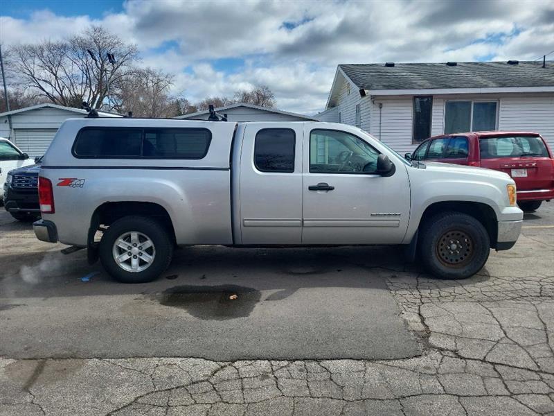 GMC Sierra 1500 SLE Ext. Cab 4WD 2011