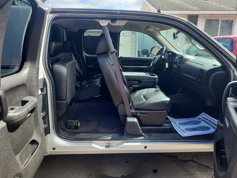 GMC Sierra 1500 SLE Ext. Cab 4WD 2011