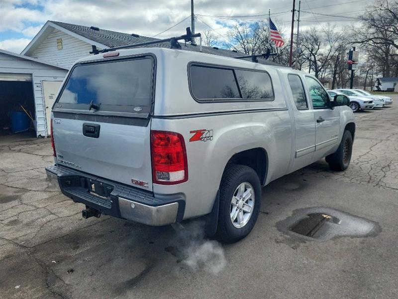 GMC Sierra 1500 SLE Ext. Cab 4WD 2011