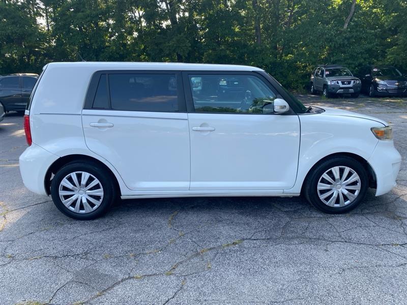 Scion xB Wagon 2008