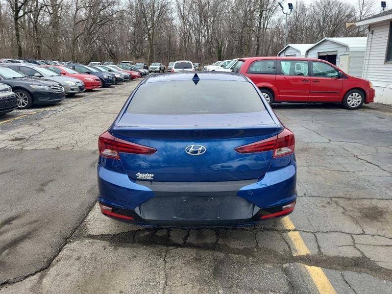 Hyundai Elantra Limited 2019