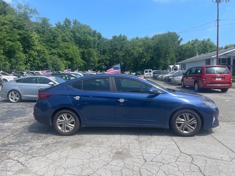 Hyundai Elantra Limited 2019