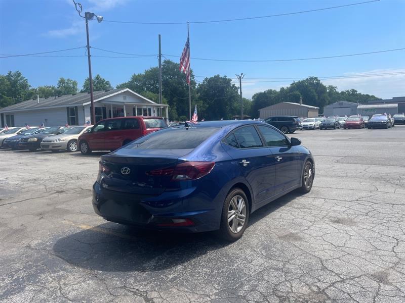 Hyundai Elantra Limited 2019