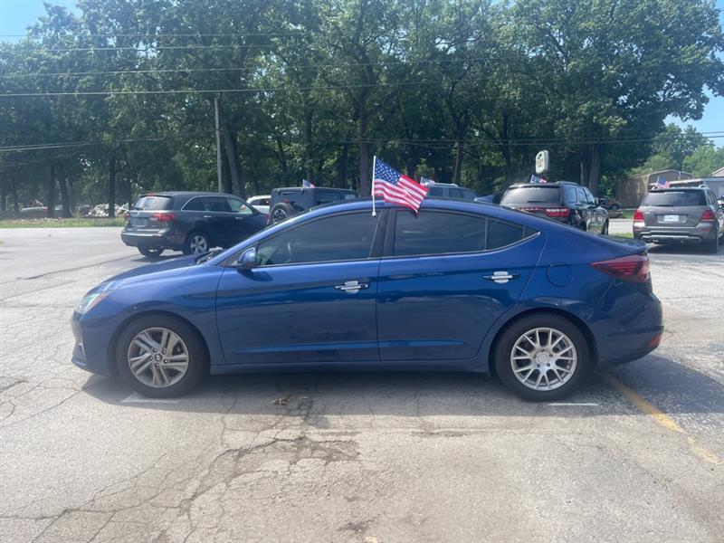 Hyundai Elantra Limited 2019