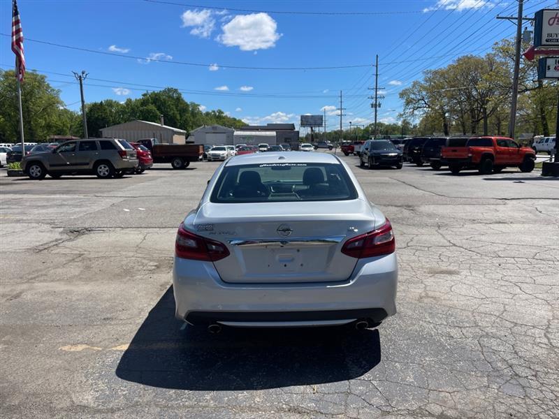 Nissan Altima 2.5 S 2018