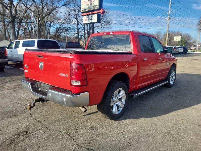 2016 RAM 1500 SLT Crew Cab SWB 4WD