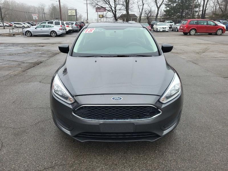 Ford Focus S Sedan 2018