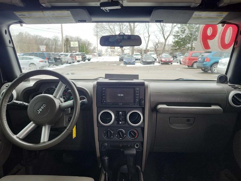 Jeep Wrangler Unlimited Sahara 4WD 2009