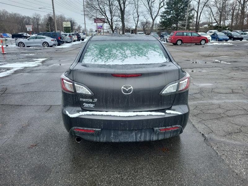 Mazda MAZDA3 i SV 4-Door 2010