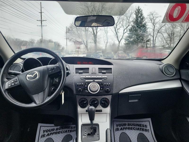 Mazda MAZDA3 i SV 4-Door 2010