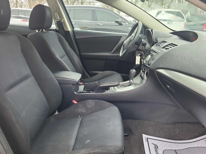 Mazda MAZDA3 i SV 4-Door 2010