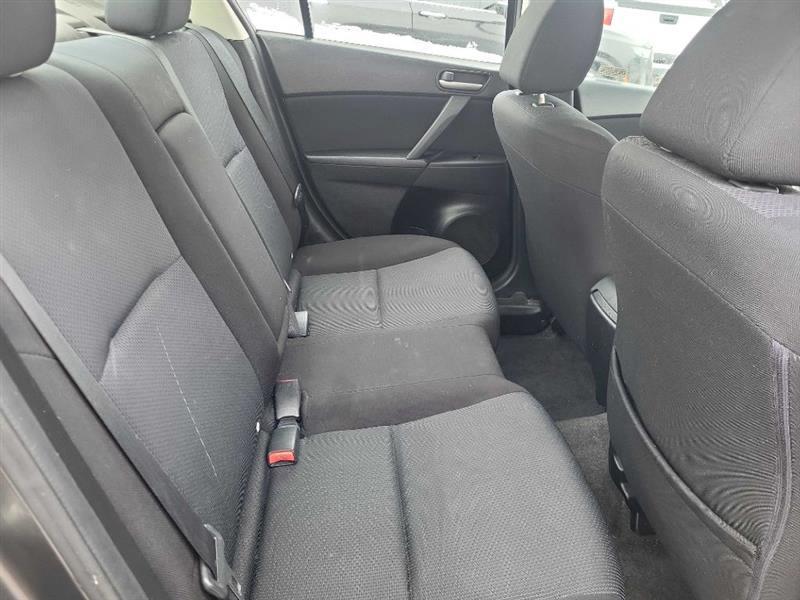 Mazda MAZDA3 i SV 4-Door 2010