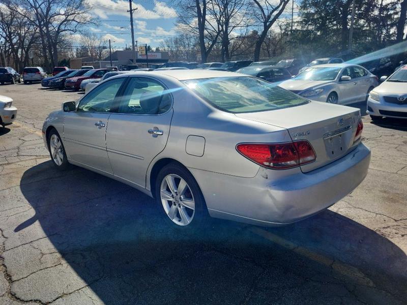 2005 Lexus ES 330