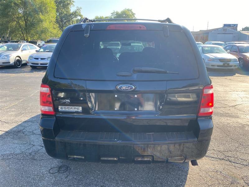 Ford Escape XLT 4WD 2012