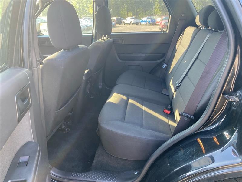 Ford Escape XLT 4WD 2012