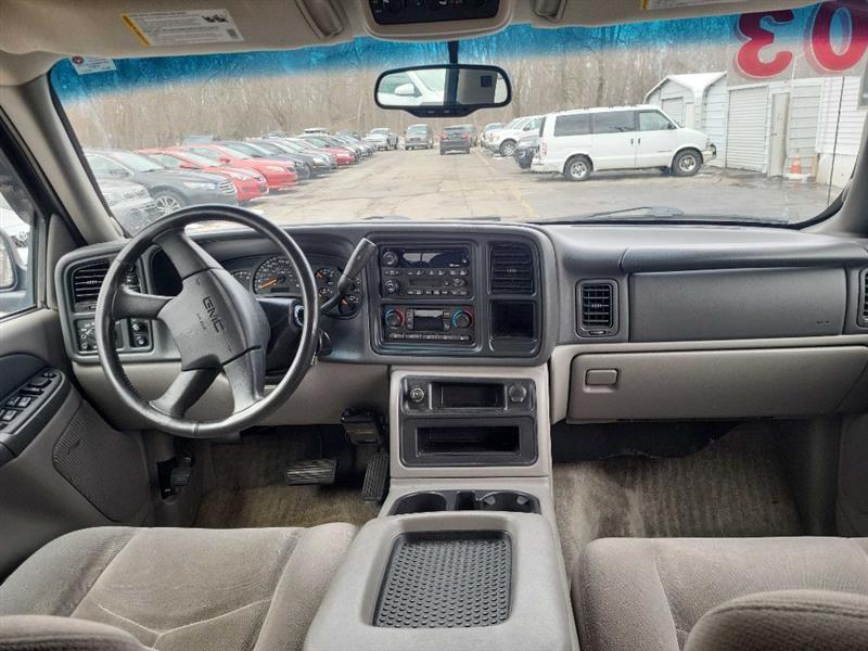 GMC Yukon 4WD 2003