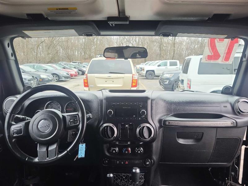 Jeep Wrangler Sport 4WD 2012