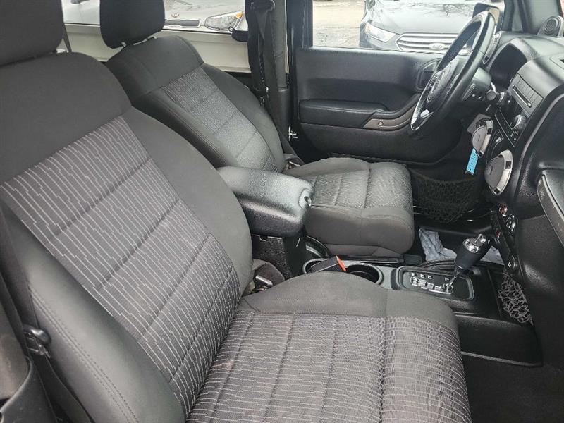 Jeep Wrangler Sport 4WD 2012