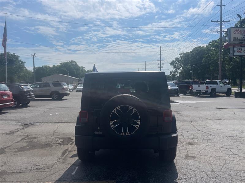 Jeep Wrangler Sport 4WD 2012