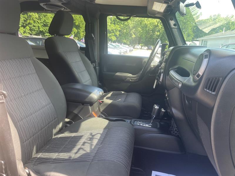 Jeep Wrangler Sport 4WD 2012