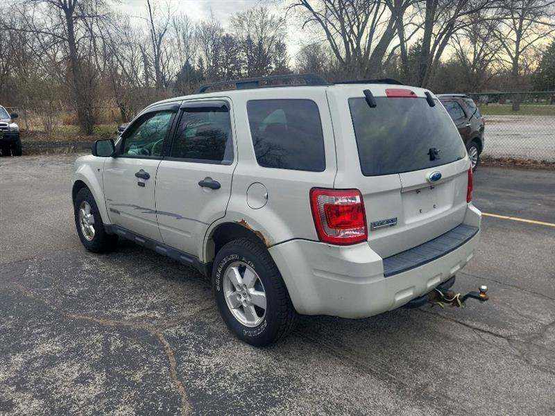 Ford Escape XLT 2WD V6 2008