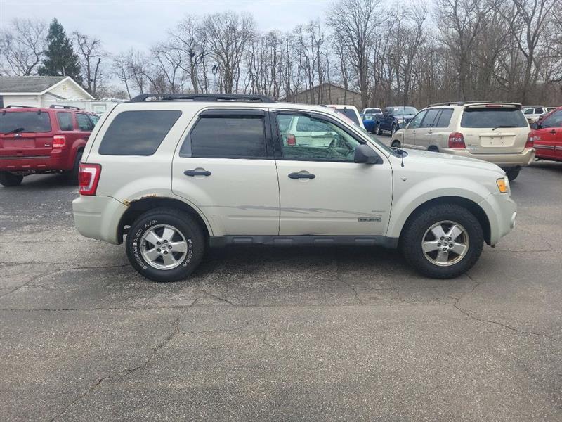 Ford Escape XLT 2WD V6 2008