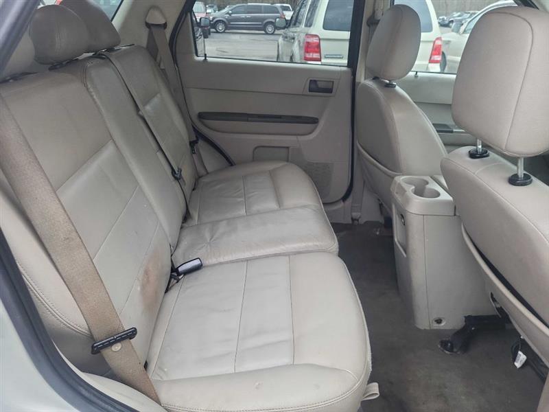 Ford Escape XLT 2WD V6 2008