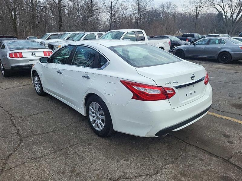 Nissan Altima 2.5 2016