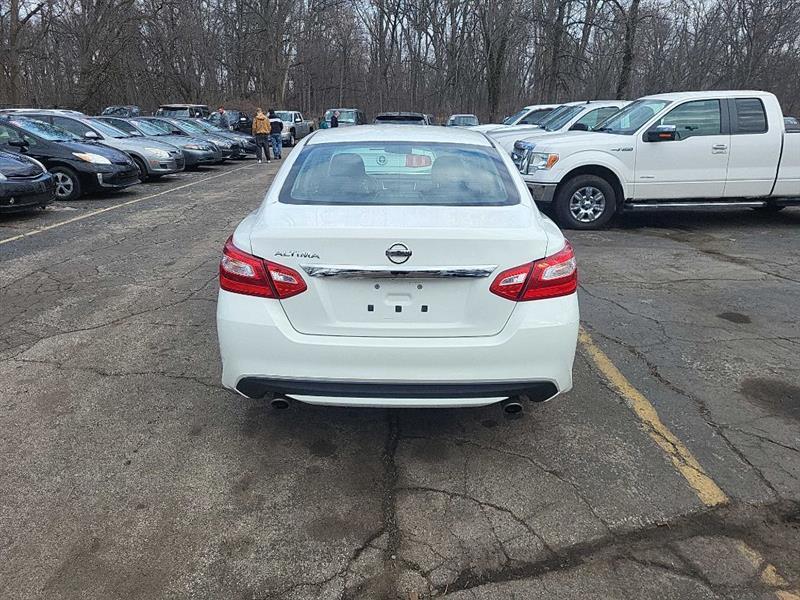 Nissan Altima 2.5 2016