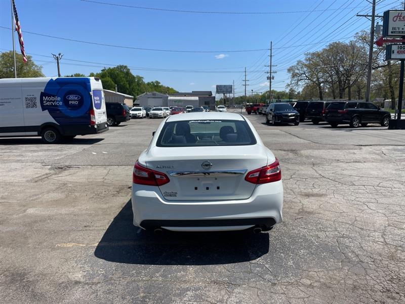 Nissan Altima 2.5 2016